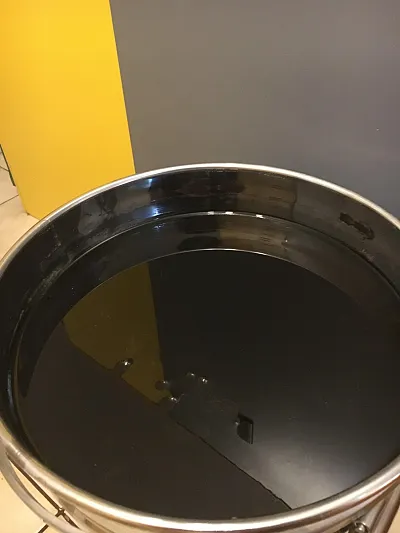 Honig nach dem Abschöpfen